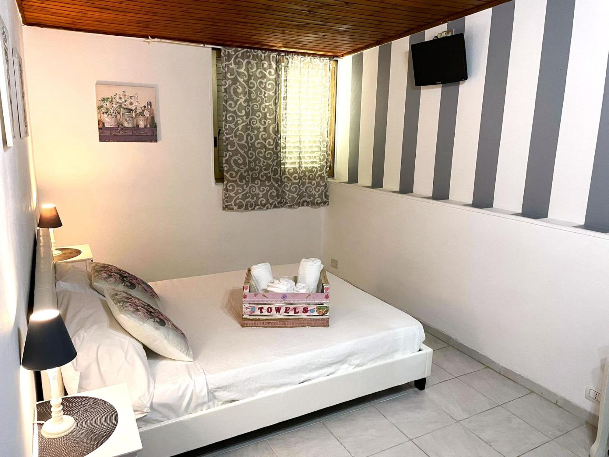 Oasi Del Gabbiano Bed & Breakfast Syracuse Bagian luar foto